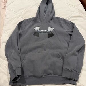 Under Armour boys  Gray Hoodie used but in good condition